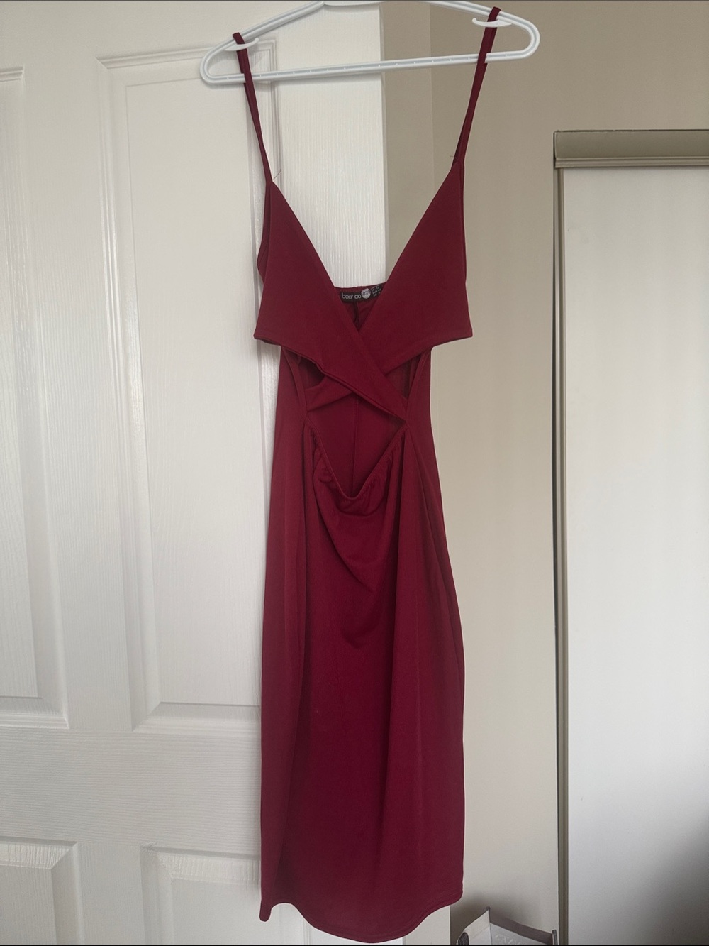 Boohoo Burgundy cross cross cutout Midi Dress